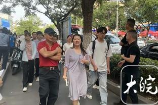 美记：库明加已取得科尔信任 目前两人关系稳固